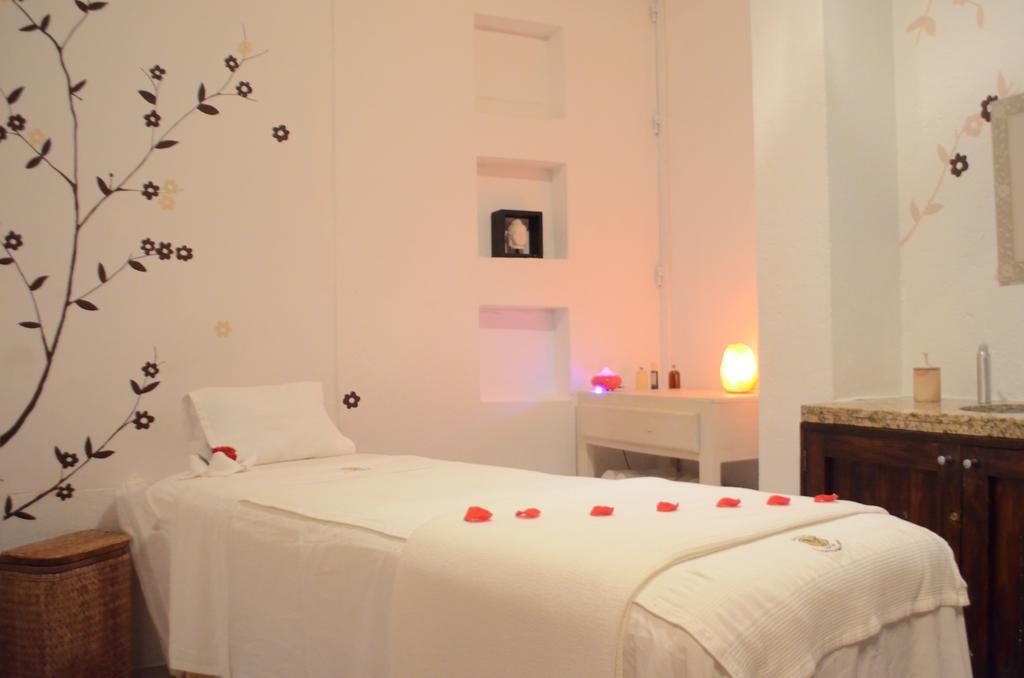 Hotel & Spa Dona Urraca ซานมิเกล เด อาเญนเด ภายนอก รูปภาพ