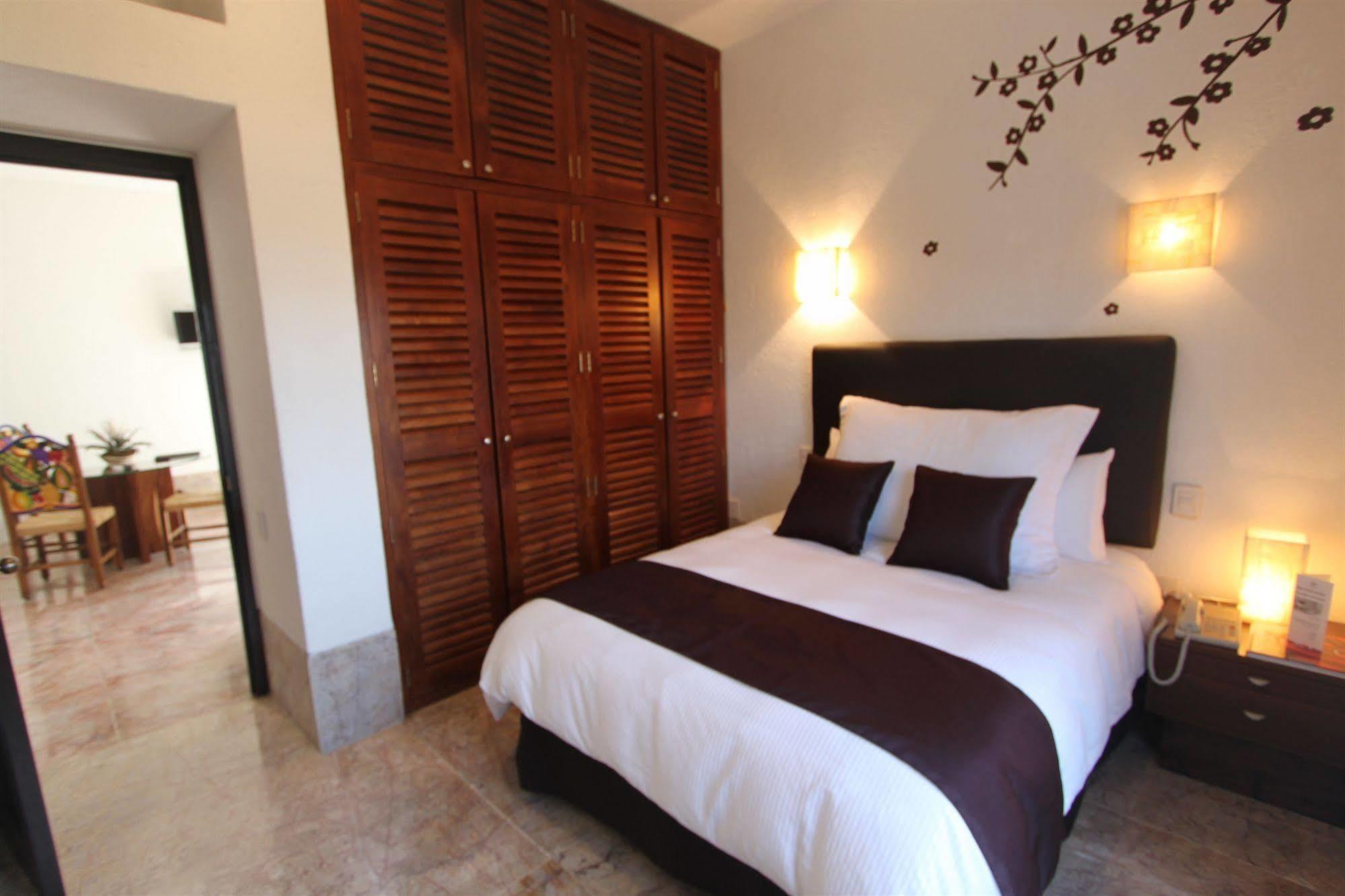 Hotel & Spa Dona Urraca ซานมิเกล เด อาเญนเด ภายนอก รูปภาพ