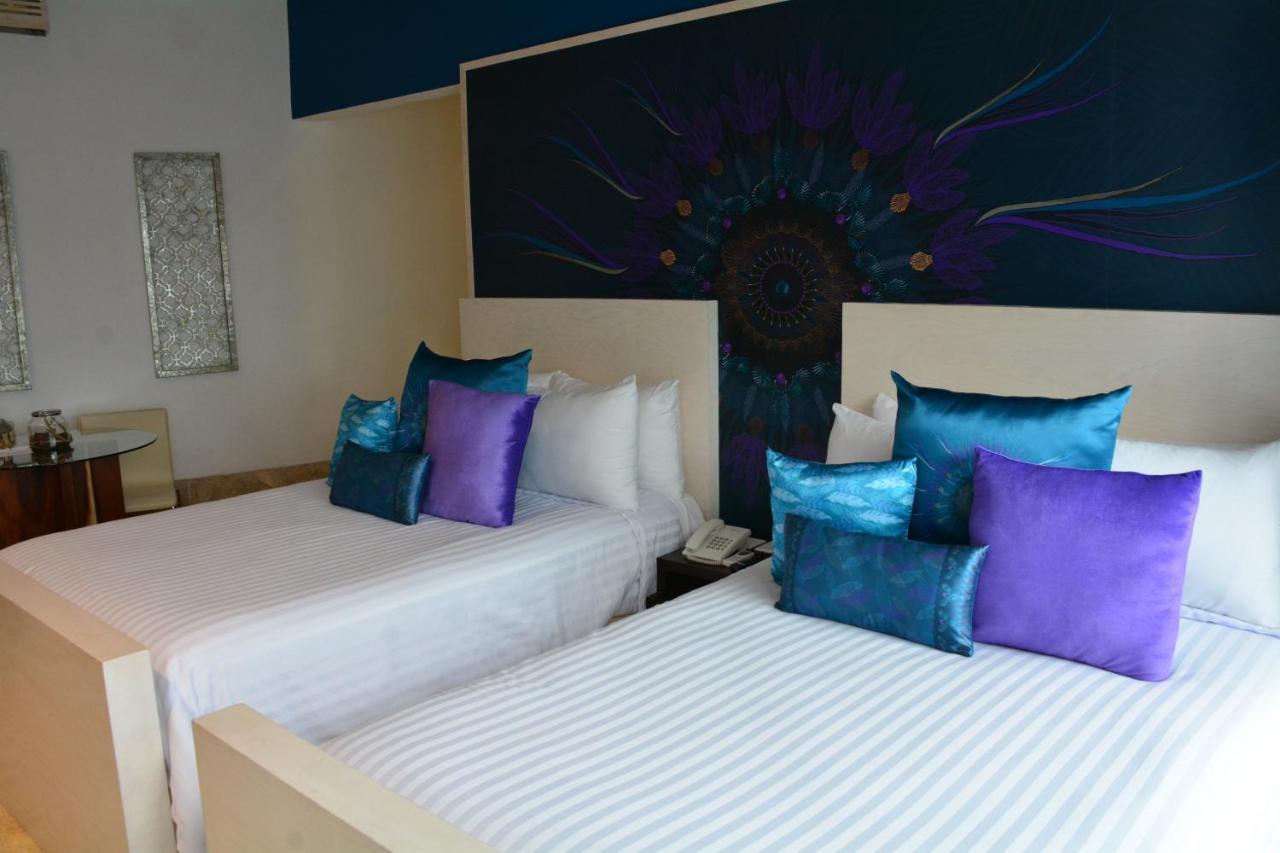 Hotel & Spa Dona Urraca ซานมิเกล เด อาเญนเด ภายนอก รูปภาพ